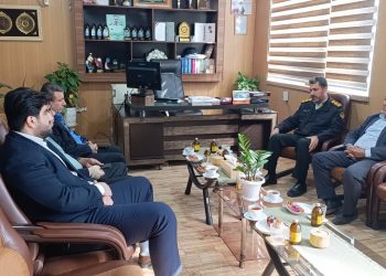 دیدار محراب بنافی با فرمانده نیروی انتظامی شهرستان دشتستان / تأکید بر حفظ آرامش شهری و رعایت رأفت اسلامی